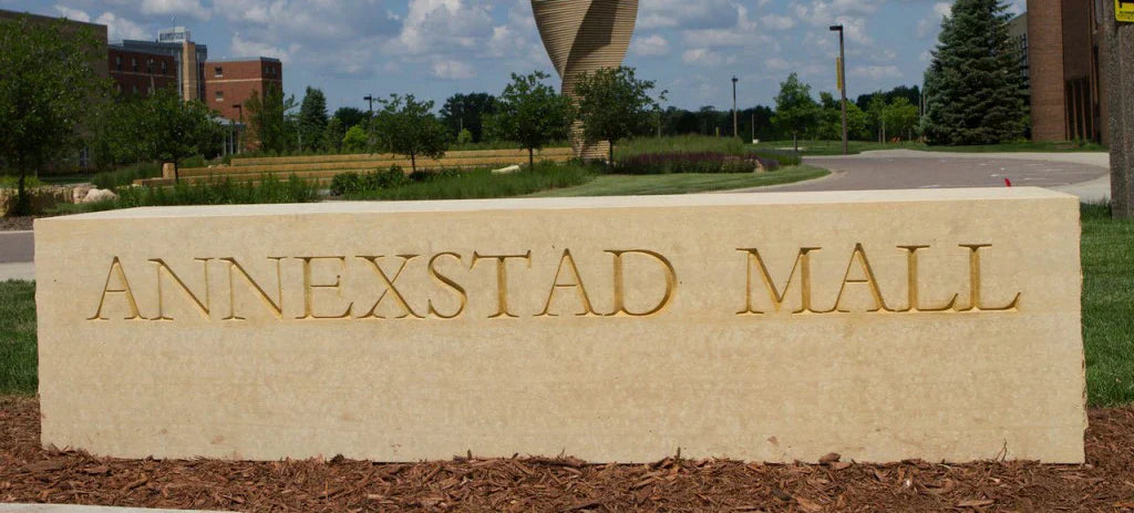 Gustavus’ West Mall Named Annexstad Family Mall